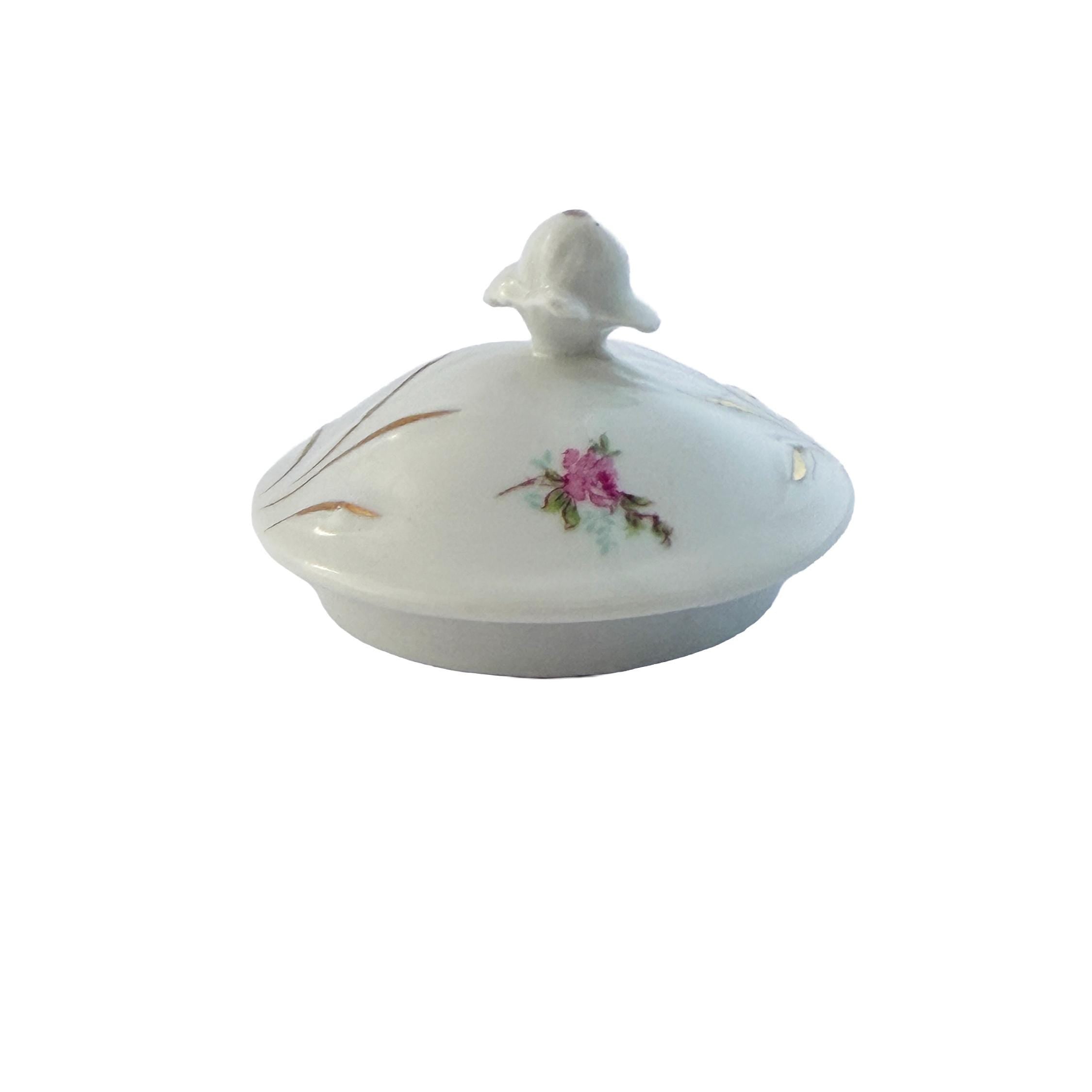Early 20th Century Pink Rose Porcelain Lidded Sugar Bowl with Gold Trim